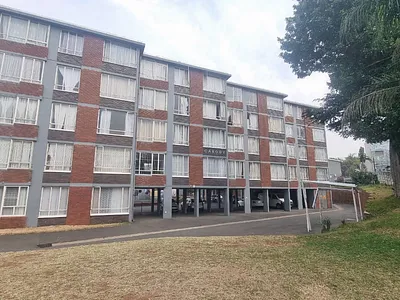 2 Bedroom Apartment For Sale in Durban - 6ENr.webp
