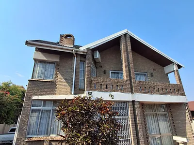4 Bedroom House For Sale in Durban - AIVt.webp
