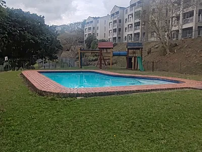 2 Bedroom Apartment For Sale in Durban - UMv2.webp