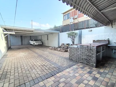 3 Bedroom Apartment To Rent in Durban - xGfr.webp