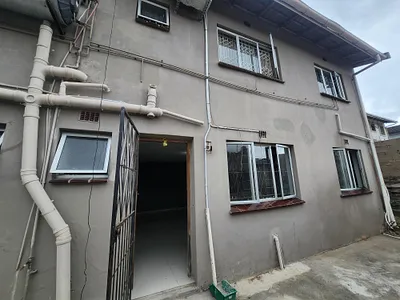 1 Bedroom Apartment To Rent in Chatsworth - neQZ.webp