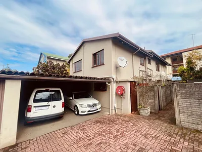 3 Bedroom Apartment For Sale in Durban - rsUI.webp