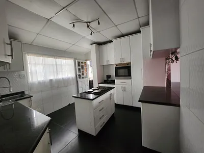 2 Bedroom Apartment To Rent in Chatsworth - tFzP.webp