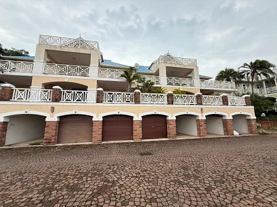 3 Bedroom Apartment For Sale in Port Edward - t52r.webp