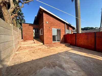 1 Bedroom Apartment To Rent in Durban North - ANvf.webp