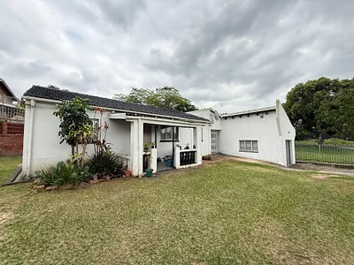 6 Bedroom House For Sale in Durban - zdda.webp