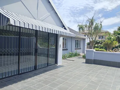 6 Bedroom House To Rent in Durban - lseV.webp