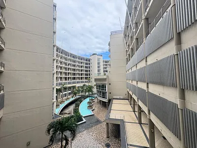 3 Bedroom Apartment For Sale in Durban - cUEY.webp