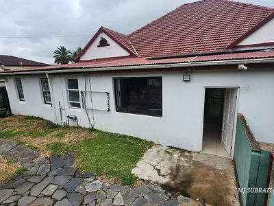 1 Bedroom Apartment To Rent in Durban - 8o4M.webp