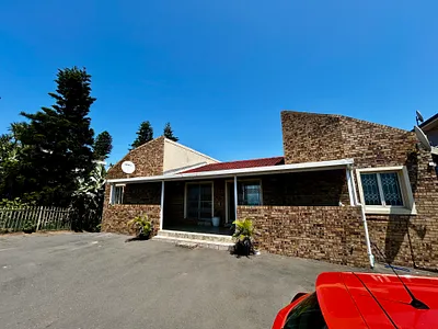 2 Bedroom House To Rent in Durban - 679C.webp