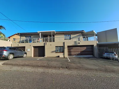 1 Bedroom Apartment To Rent in Chatsworth - 11Rf.webp