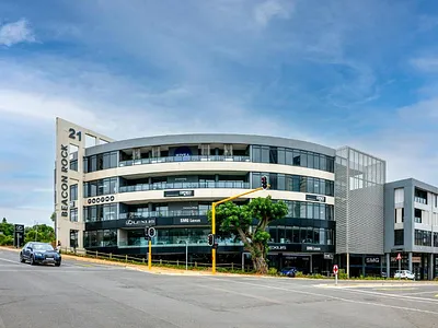 3 Bedroom Apartment To Rent in Umhlanga - khhA.webp