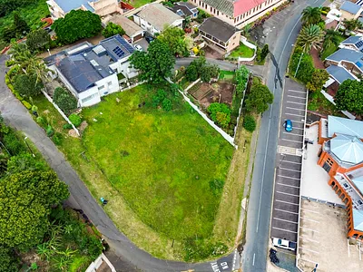 6 Bedroom House For Sale in Durban - eWqj.webp