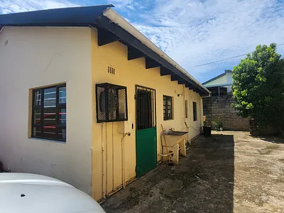 2 Bedroom Apartment To Rent in Phoenix - OwBp.webp