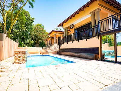 6 Bedroom House To Rent in Durban - krm8.webp