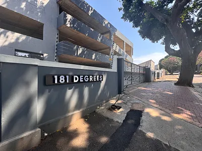 2 Bedroom Apartment To Rent in Durban - yBlR.webp