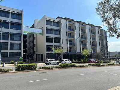 2 Bedroom Apartment For Sale in Umhlanga - wJfr.webp