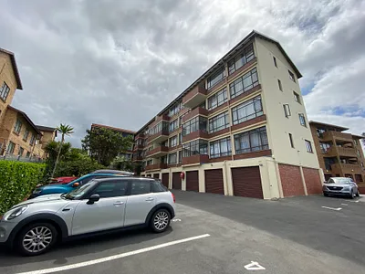 2 Bedroom Apartment To Rent in Amanzimtoti - JqLk.webp