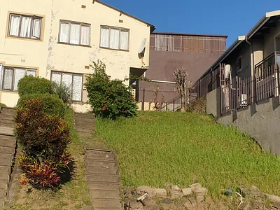 3 Bedroom House For Sale in Chatsworth - DEwm.webp