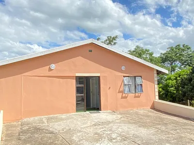 4 Bedroom House To Rent in Pinetown - img