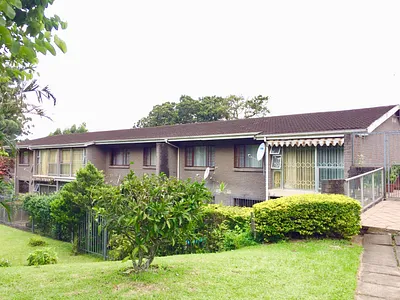3 Bedroom Apartment To Rent in Pinetown - img