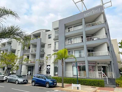 2 Bedroom Apartment For Sale in Umhlanga - img