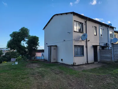 2 Bedroom House For Sale in Phoenix - 5t7t.webp