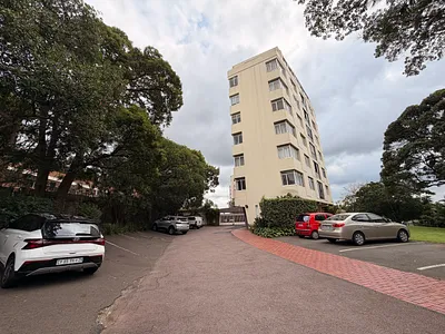 2 Bedroom Apartment For Sale in Durban - ZzOy.webp