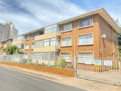 1.5 Bedroom Apartment To Rent in Durban - Et8m.webp