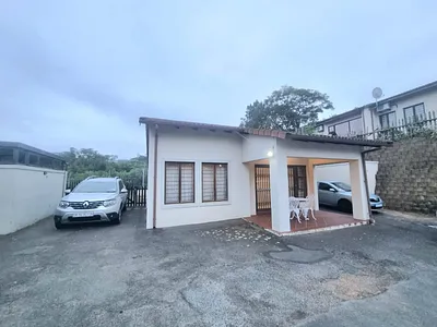 2 Bedroom Townhouse For Sale in Durban - Dh81.webp