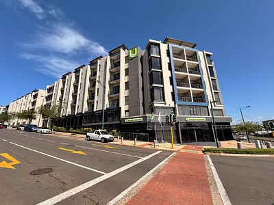 3 Bedroom Apartment To Rent in Umhlanga - OrTi.webp