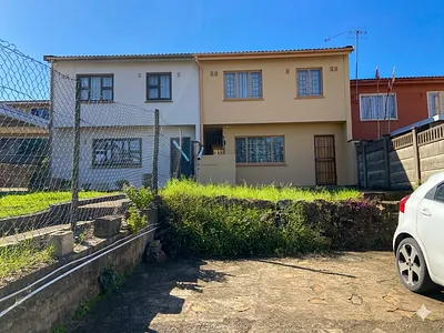 3 Bedroom House To Rent in Durban - 4JHb.webp