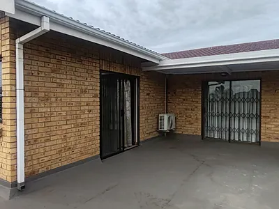 2 Bedroom Apartment To Rent in Durban - 26Nj.webp