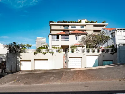 3 Bedroom Apartment To Rent in Durban - R4FW.webp