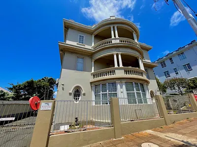 3 Bedroom Apartment To Rent in Durban - OFU4.webp