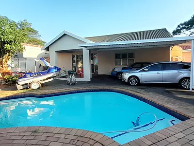 3 Bedroom Apartment To Rent in Durban - P7Fa.webp