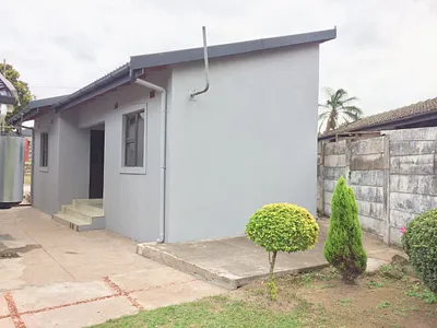 1 Bedroom Apartment To Rent in Pinetown - G3gI.webp