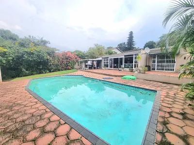 3 Bedroom House To Rent in Durban - ZY9p.webp