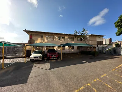 2 Bedroom Apartment For Sale in Durban - d5Us.webp