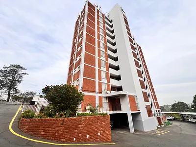 1.5 Bedroom Apartment For Sale in Durban - 5Qt5.webp