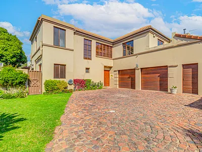 4 Bedroom House For Sale in Sandton - img