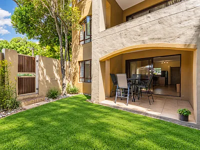 2 Bedroom Apartment For Sale in Sandton - img