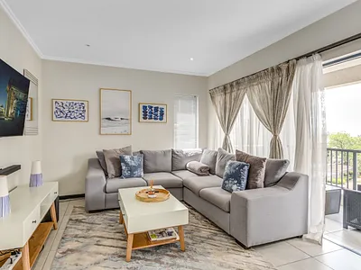 1 Bedroom Apartment For Sale in Sandton - img