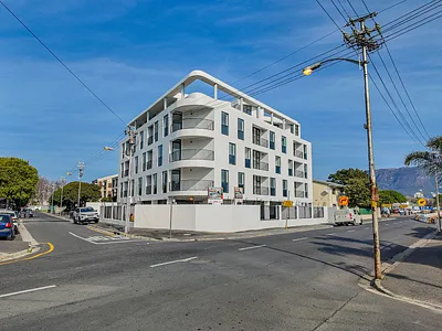 2 Bedroom Apartment To Rent in Cape Town - 9r5z.webp