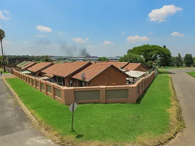 2 Bedroom Apartment To Rent in Boksburg - xGln.webp