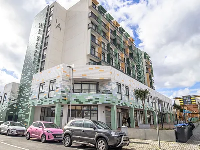 2 Bedroom Apartment For Sale in Cape Town - img