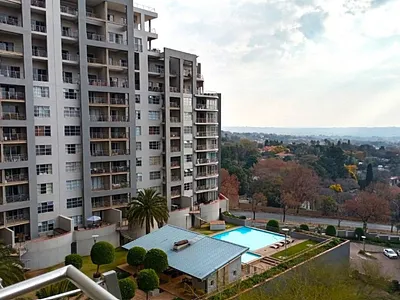 2 Bedroom Apartment For Sale in Sandton - img