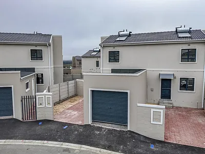 3 Bedroom Apartment To Rent in Milnerton - mSXi.webp