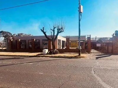 4 Bedroom House For Sale in Johannesburg - 9Stx.webp