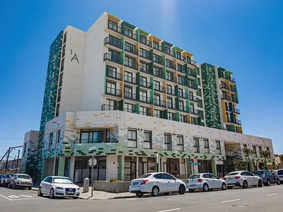 0.5 Bedroom Apartment For Sale in Cape Town - s2KU.webp
